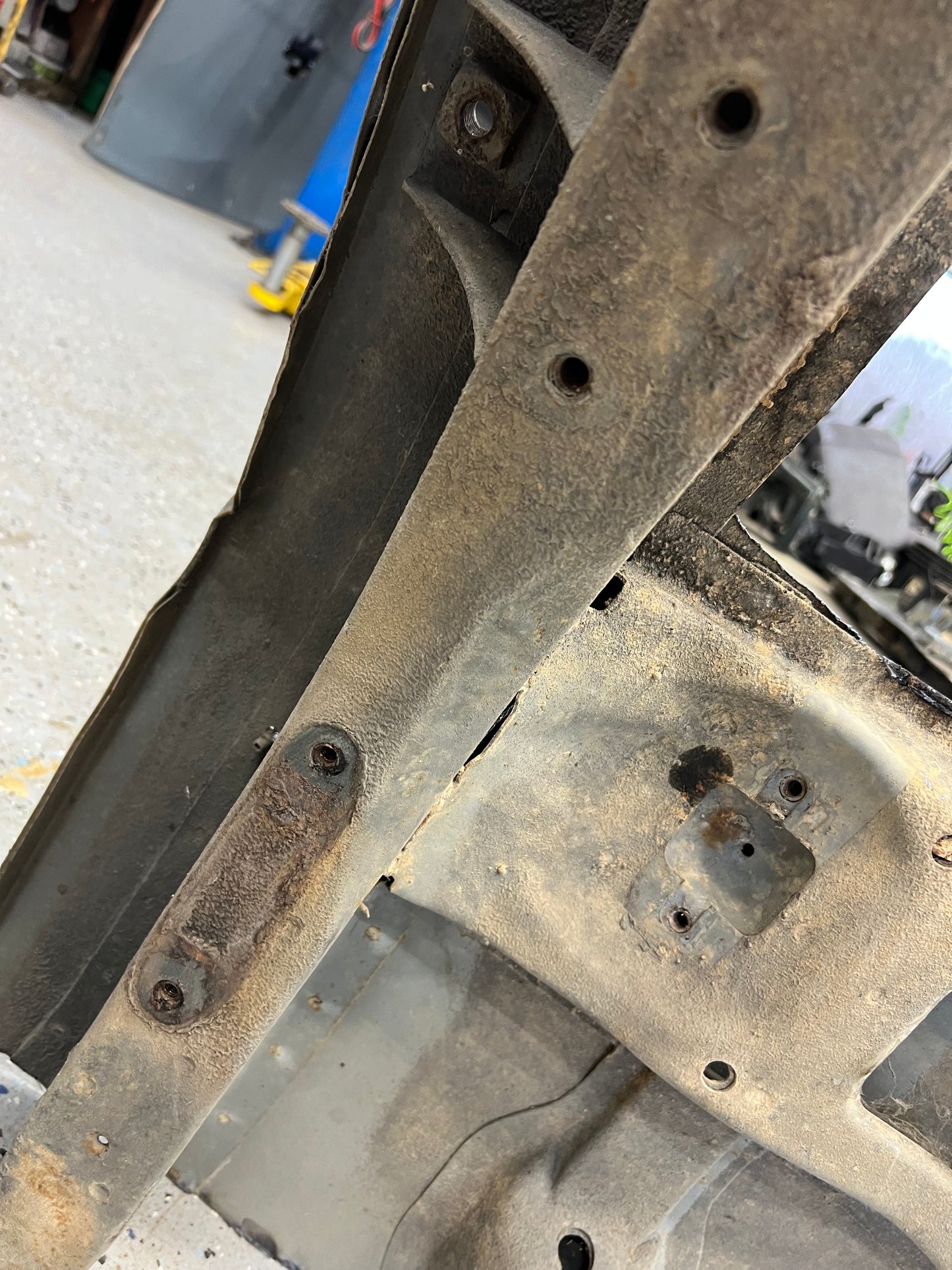 Rear Uni-Frame & Shock Crossmember Sections - Jeep Cherokee XJ - All Years