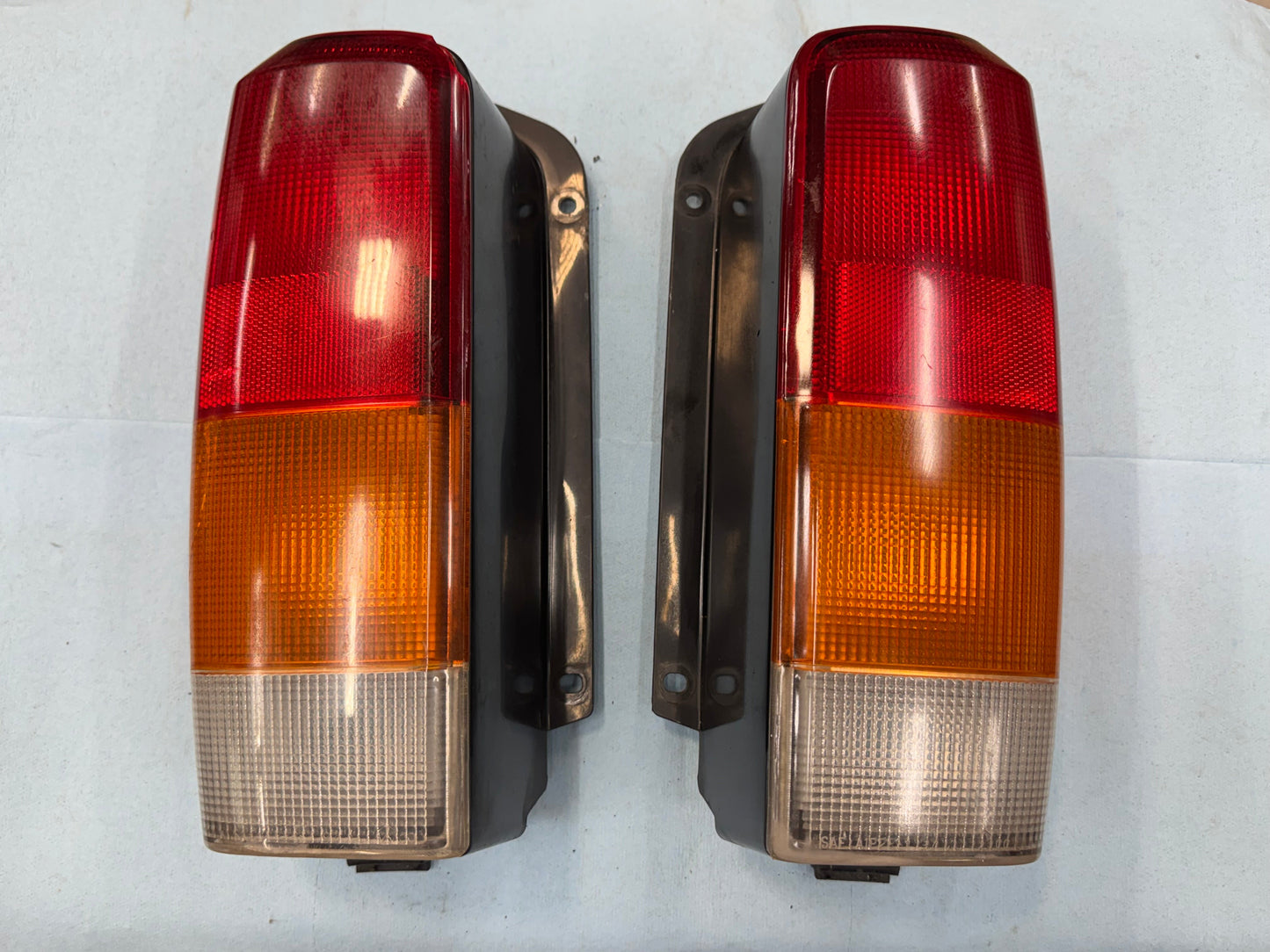 Rear Tail Lights - Jeep Cherokee XJ - 1997-2001