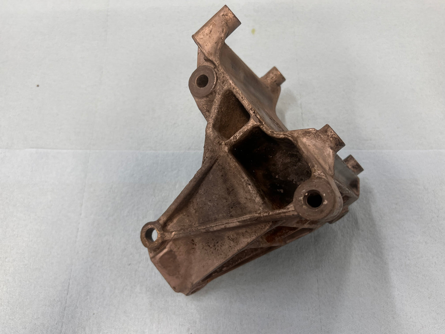 A/C Compressor & Alternator Bracket - 1993-1998 Jeep Grand Cherokee ZJ - 40L