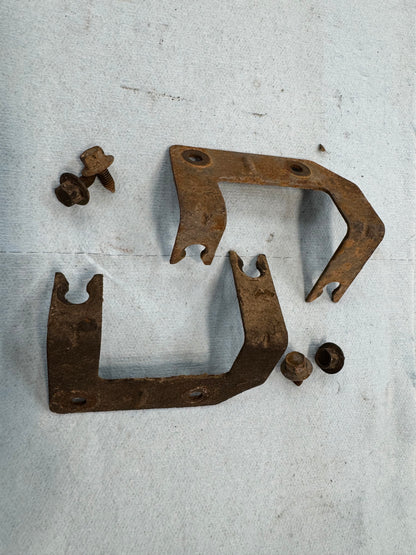 ABS Wire Support Bracket & Bolts - Front Axle - 1991-2006 Jeep Axle