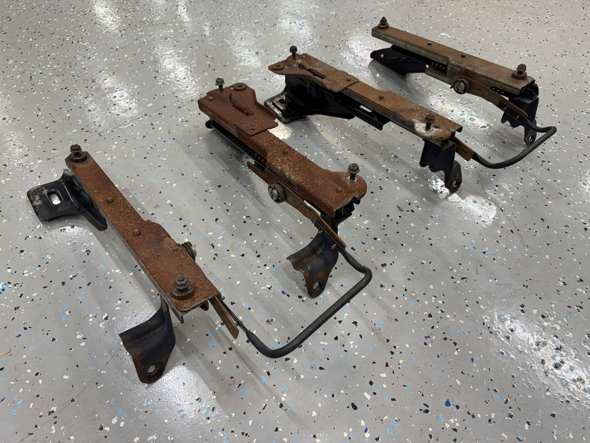 Seat Slider Tracks - Seat Frame - Jeep Cherokee XJ - 1996-2001