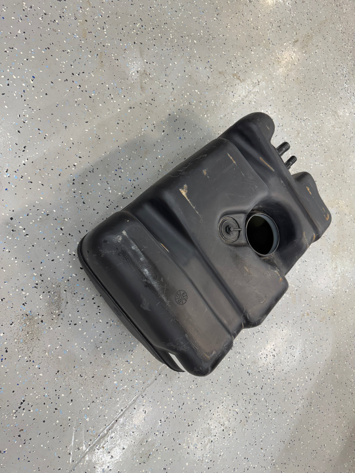 Gas Tank - Fuel Tank - Plastic - OEM 23 Gallons - Jeep Grand Cherokee ZJ - 1993-1998