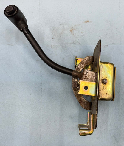 Automatic Transmission Shifter -  97-01 Jeep Cherokee XJ - AW4 *Rust Free*