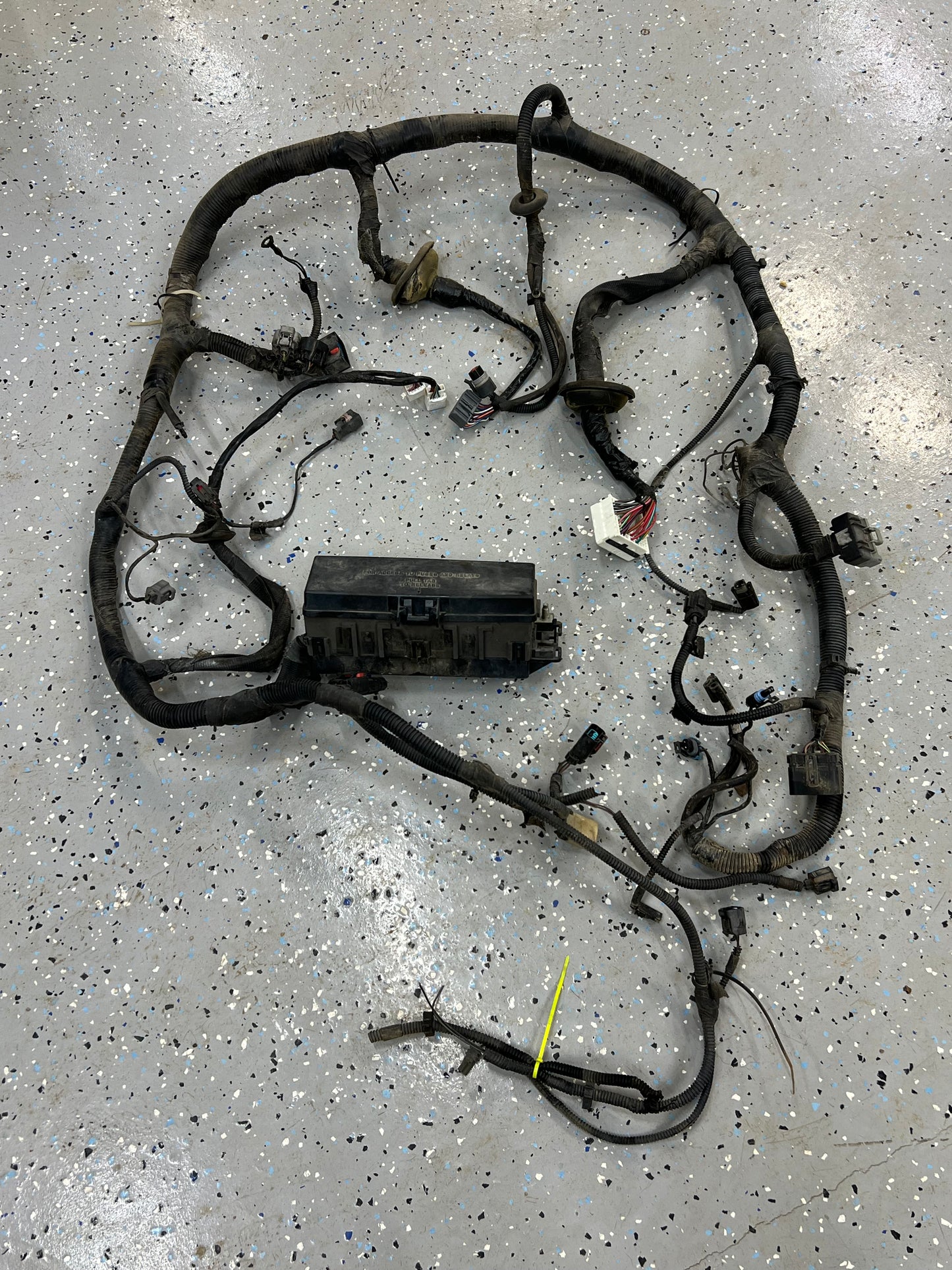 Under Hood TO In Cab Wiring Harness - Jeep Cherokee XJ - 1998 - NON ABS