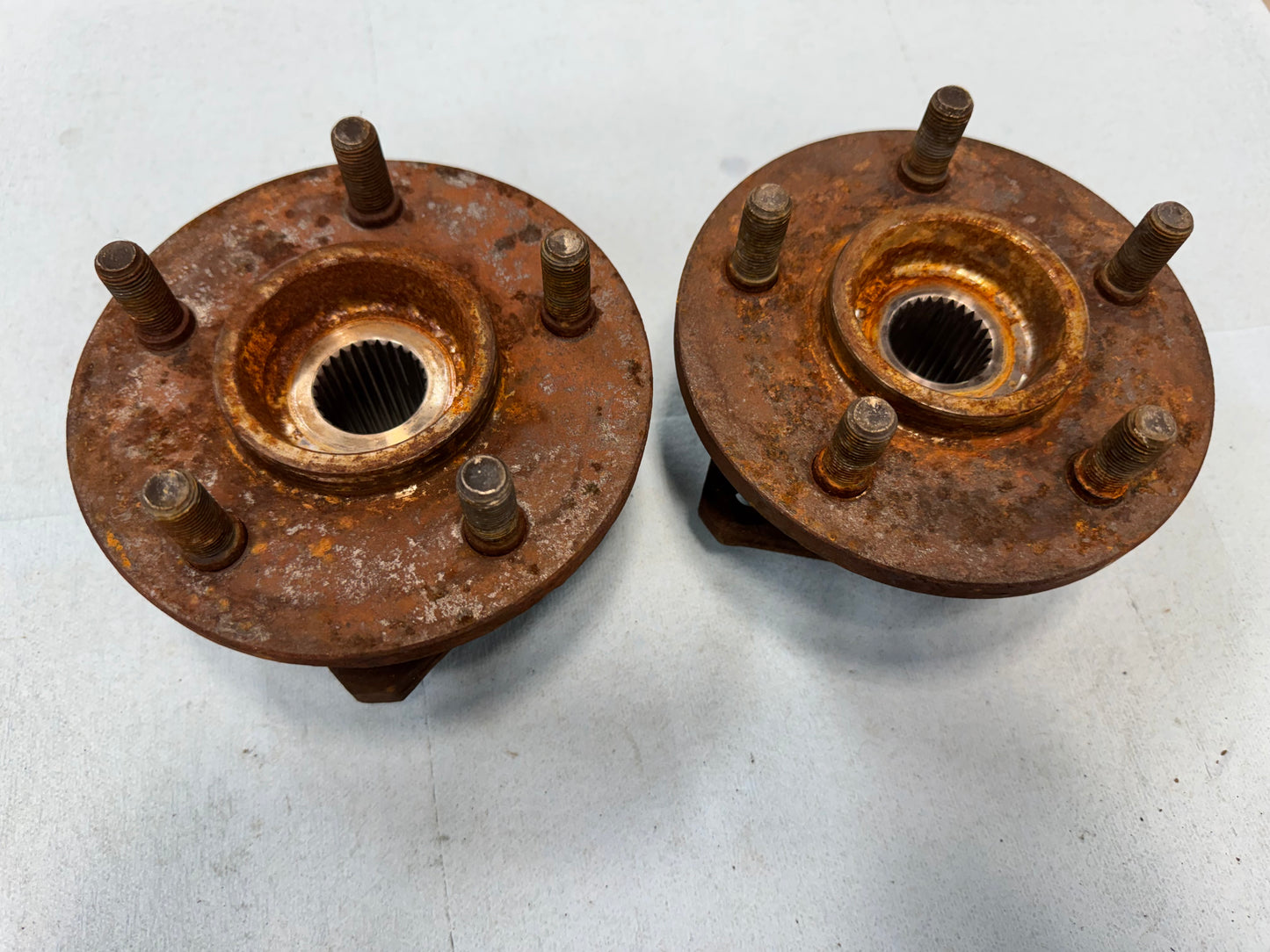 Front Hub Bearing - USED - 1999-2004 - Jeep Grand Cherokee WJ