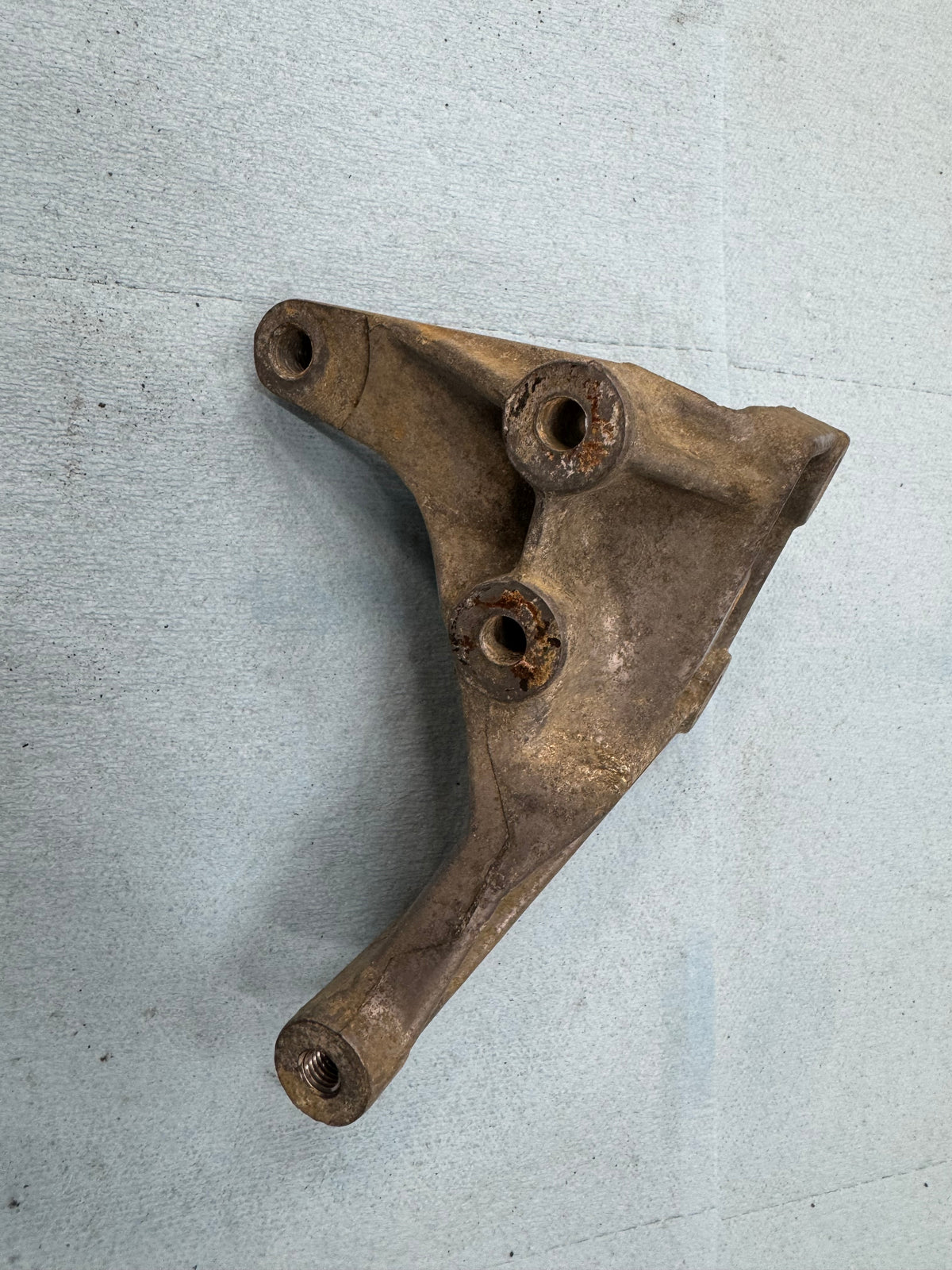Alternator Mounting Bracket - Jeep Cherokee XJ - 1987-1990 - Renix 4.0