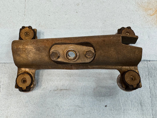Pivot Ball Mount WITH Bolts - 4WD Shifter Linkage Mount -  1987-2001 Jeep Cherokee XJ