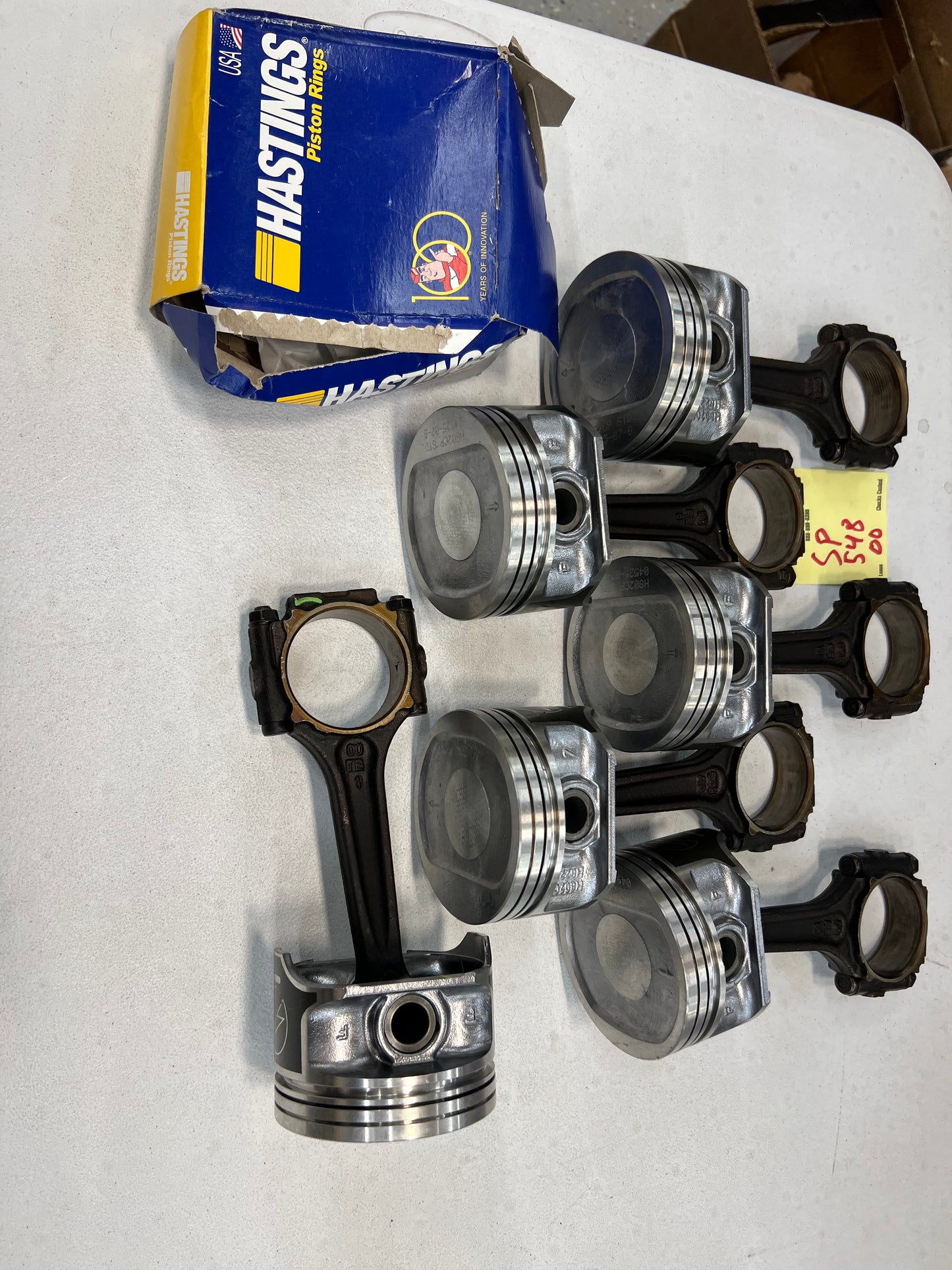 Scratch & Dent 4.0 Pistons & Rods - New Pistons on Rods With Rings