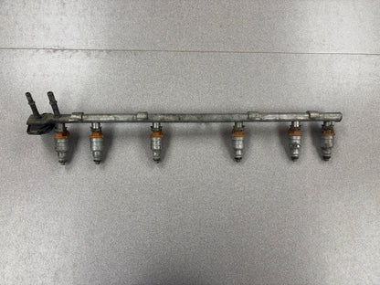 Jeep 4.0 OEM Factory Fuel Rails WITH Injestors. **ALL YEARS**