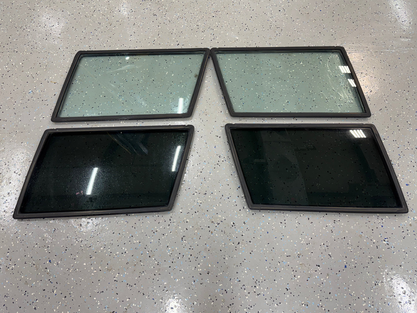 Rear Quarter Panel Side Glass - 1984-2001 Jeep Cherokee XJ - Tinted & Non Tinted