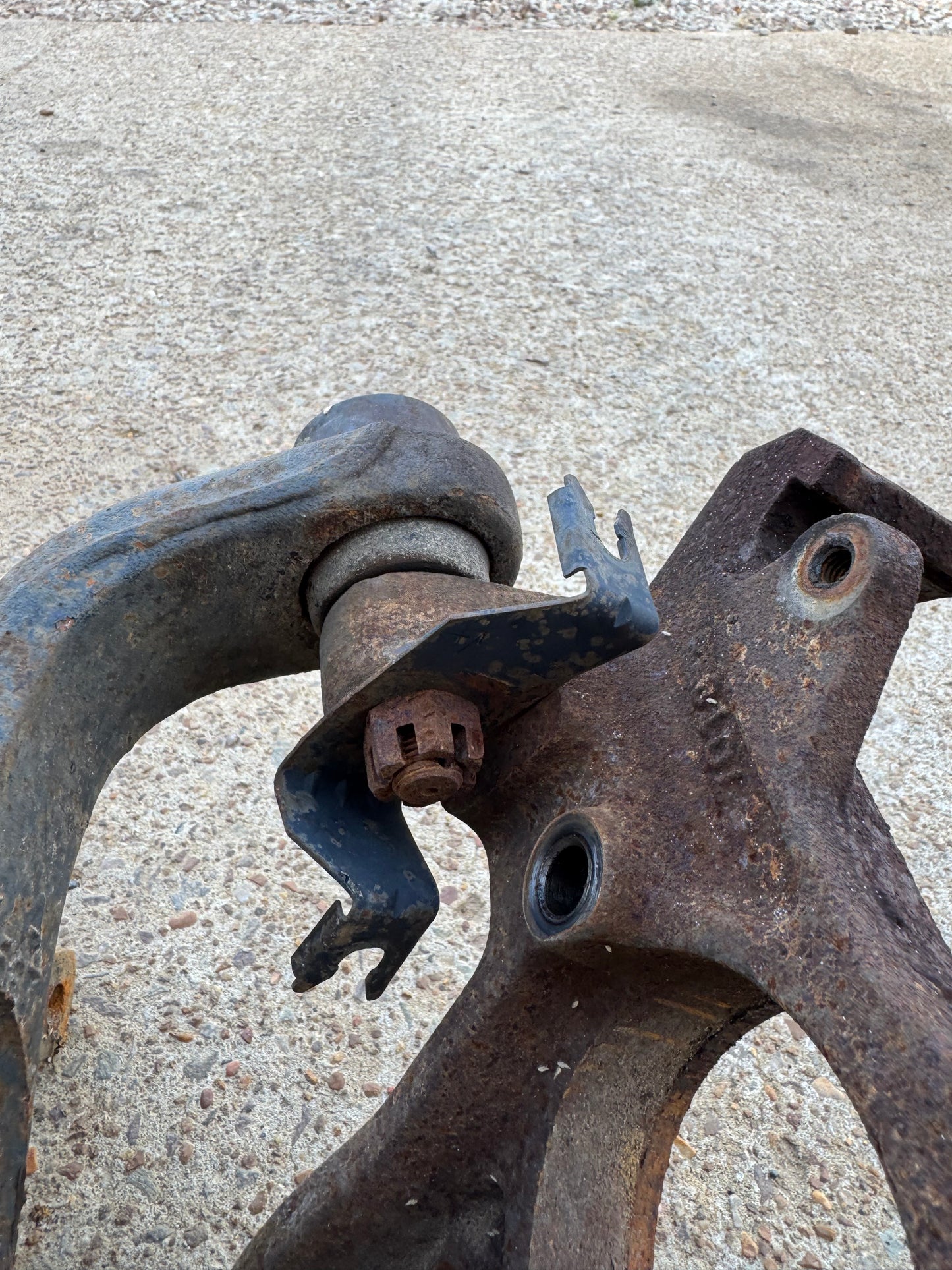 ABS Wire Support Bracket - Front Axle - Inner Knuckle Mounted