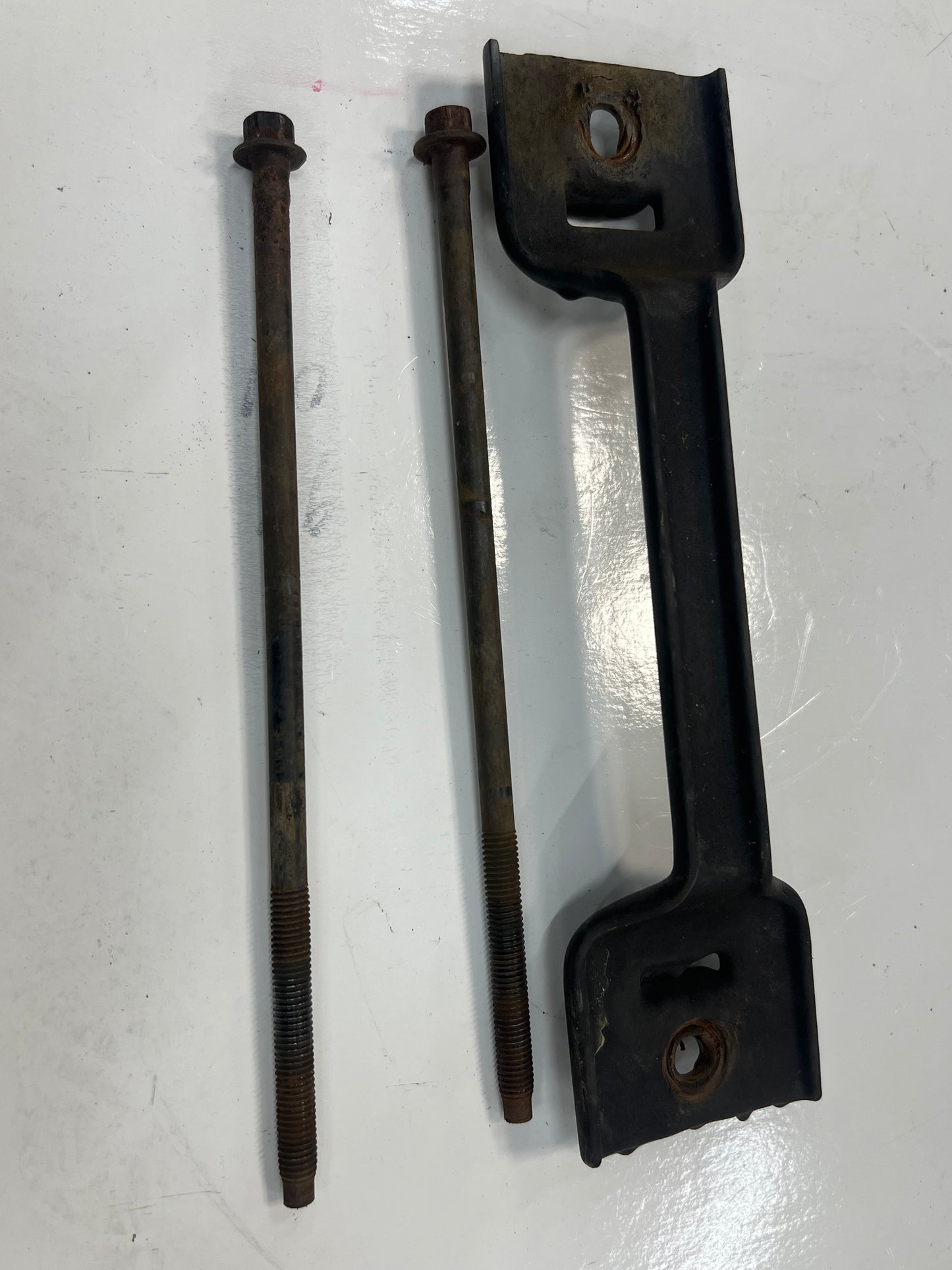 Battery Tray & Hardware  - OEM - 93-98 Jeep Grand Cherokee ZJ