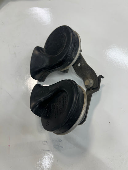 OEM Horns - Jeep Cherokee/ Grand Cherokee -  **All Years & Models*