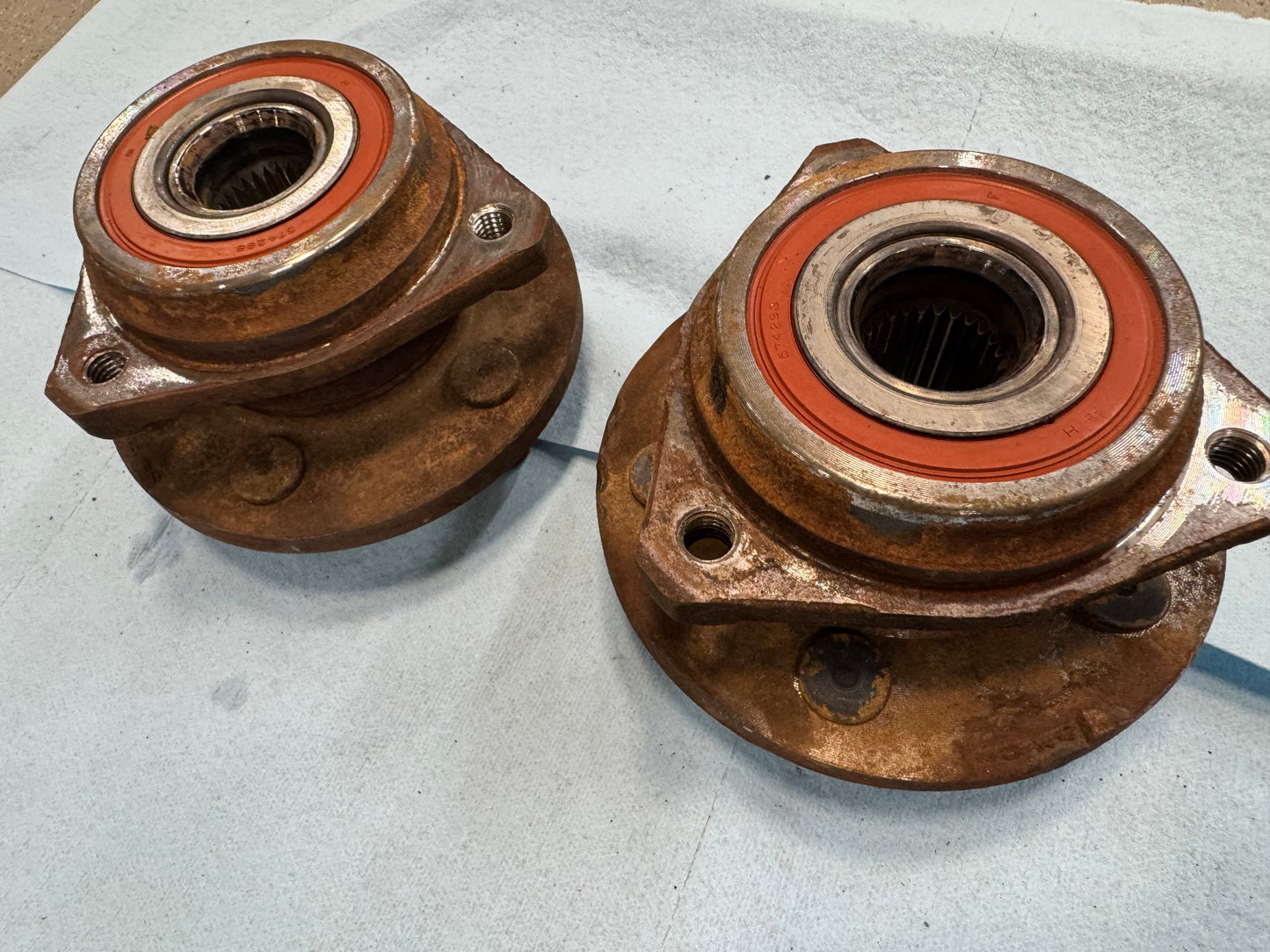 Front Hub Bearing - USED - 1999-2004 - Jeep Grand Cherokee WJ