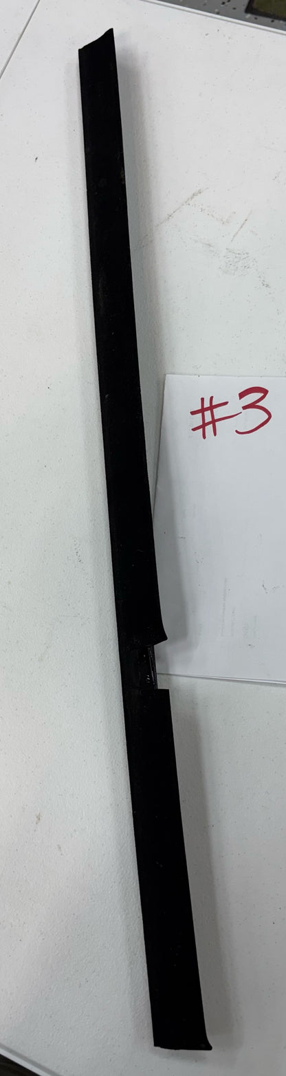 Lower Window Seal / Sweeps - Trim - 1993-1998 - Grand Cherokee ZJ