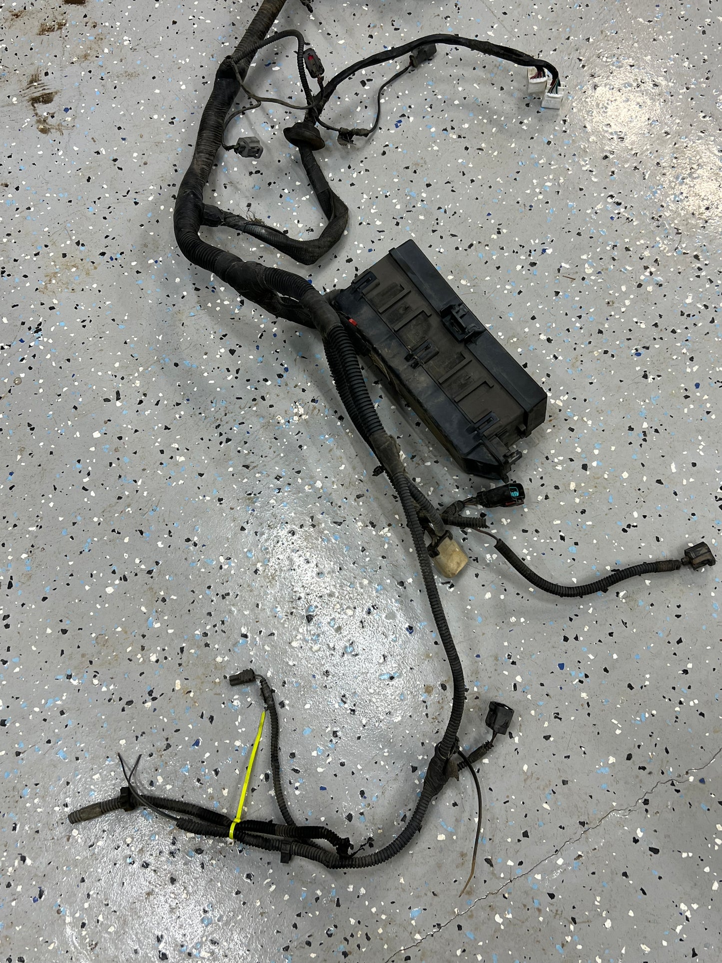 Under Hood TO In Cab Wiring Harness - Jeep Cherokee XJ - 1998 - NON ABS