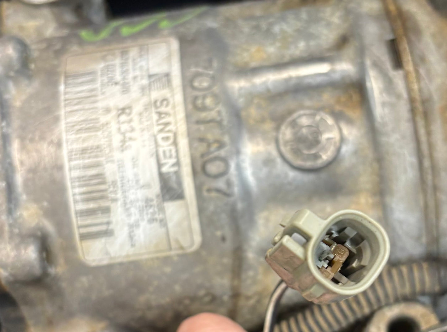 A/C Compressor  - 1987-2001 Jeep Cherokee XJ  - Needs Pictures