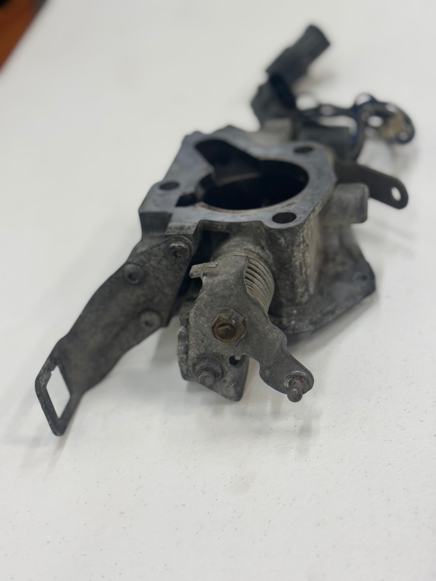 Renix Specific Intake & Exhaust Manifold Parts & More   1987-1990 XJs