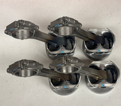 New Jeep 2.5 4 Cylinder Pistons Pre-Assembled on Used Rods. Full Set with New Rings