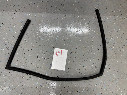 Door Window Seals & Window Tracks - 93-98 Jeep Grand Cherokee ZJ