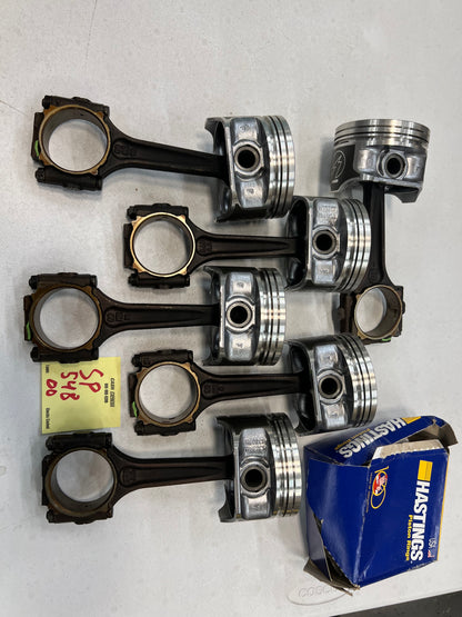 Scratch & Dent 4.0 Pistons & Rods - New Pistons on Rods With Rings