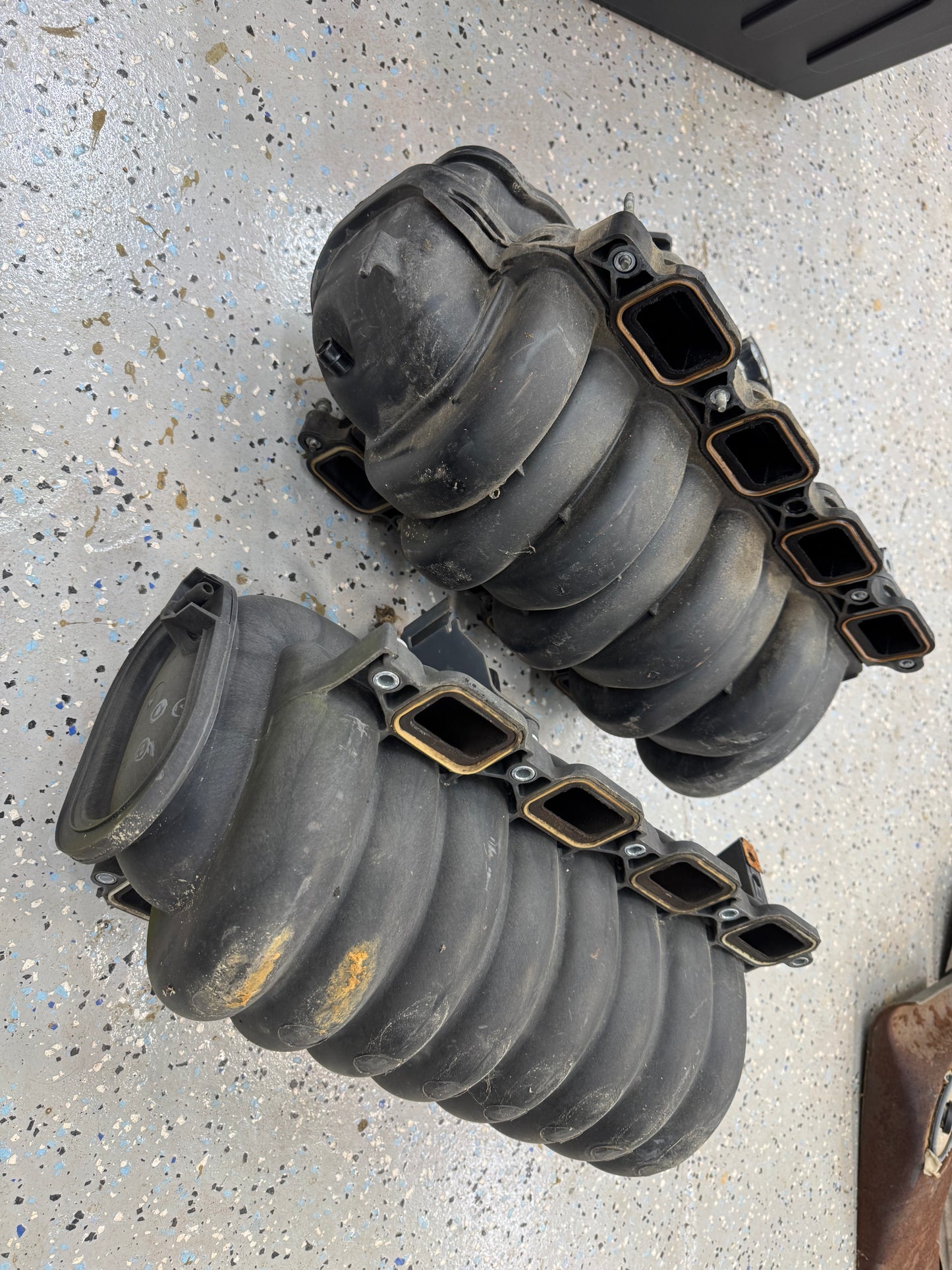 Air Intake Manifold - 4.7 V8 - Jeep Grand Cherokee 2003-2004