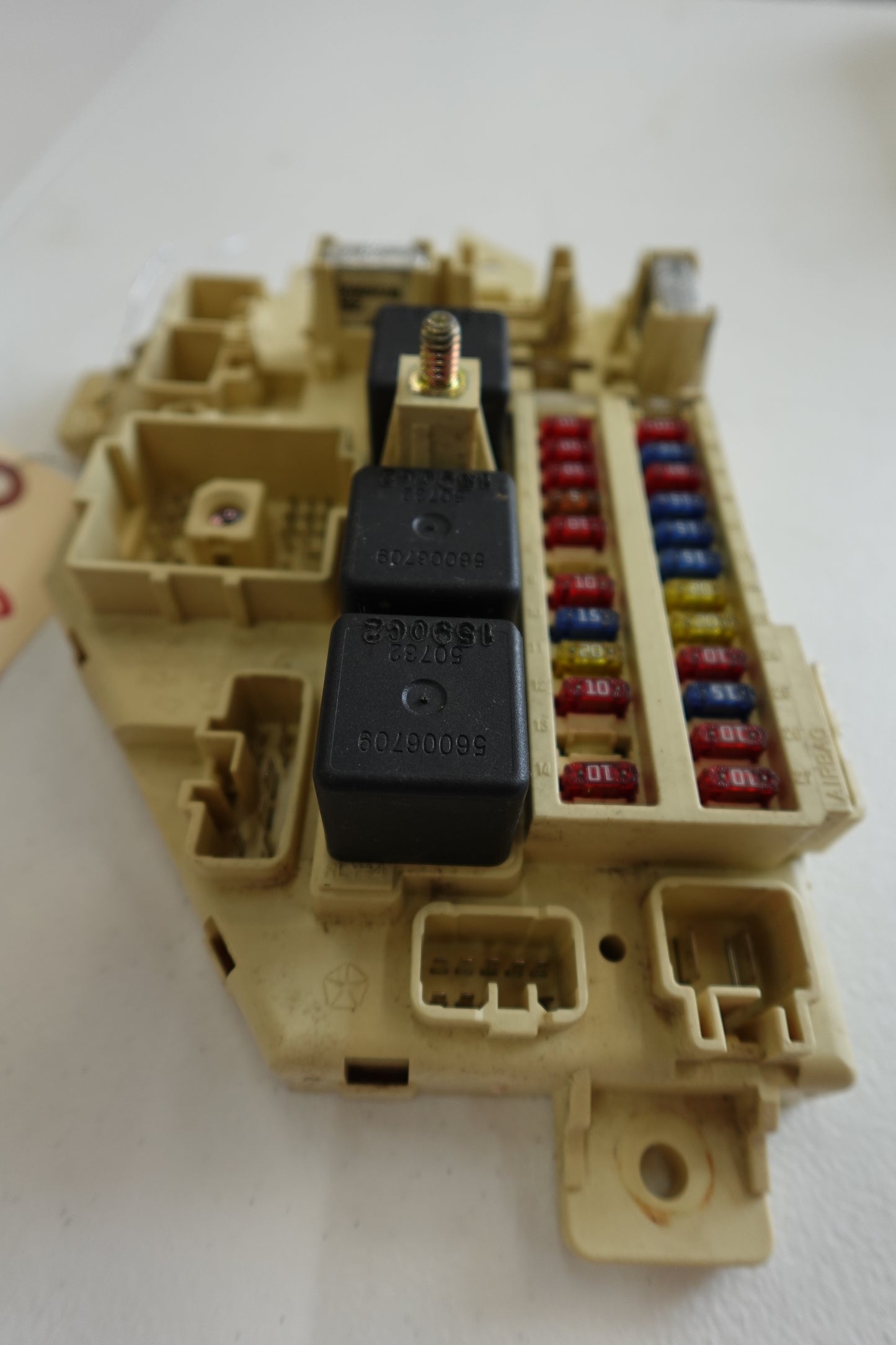 1997-2001 Jeep Cherokee XJ Fuse Box - Body Control Module??