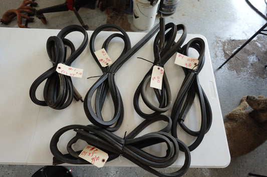 Door Jamb Seal / Gaskets - 1997-2001 Jeep Cherokee XJ   55176148