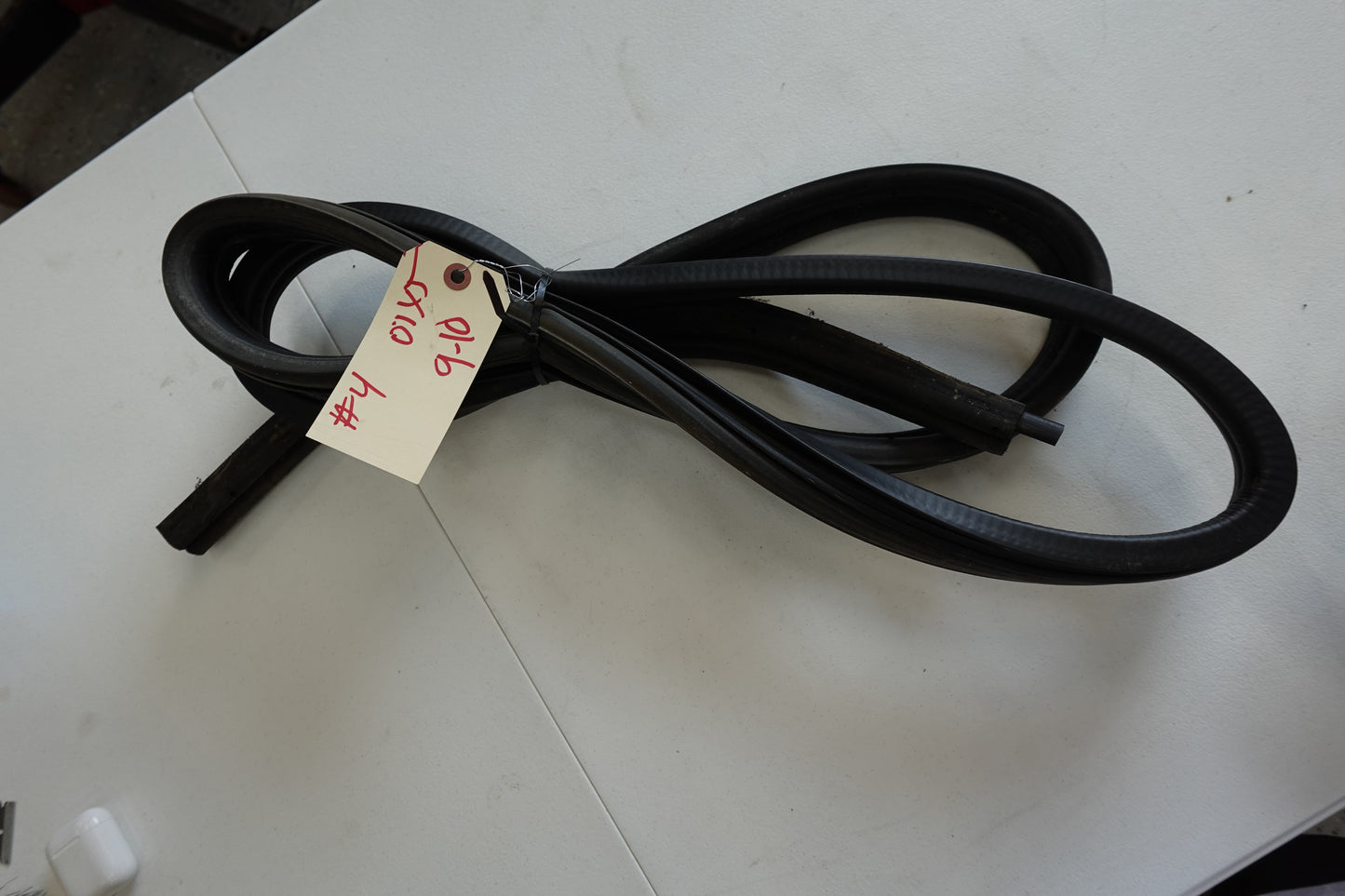 Door Jamb Seal / Gaskets - 1997-2001 Jeep Cherokee XJ   55176148