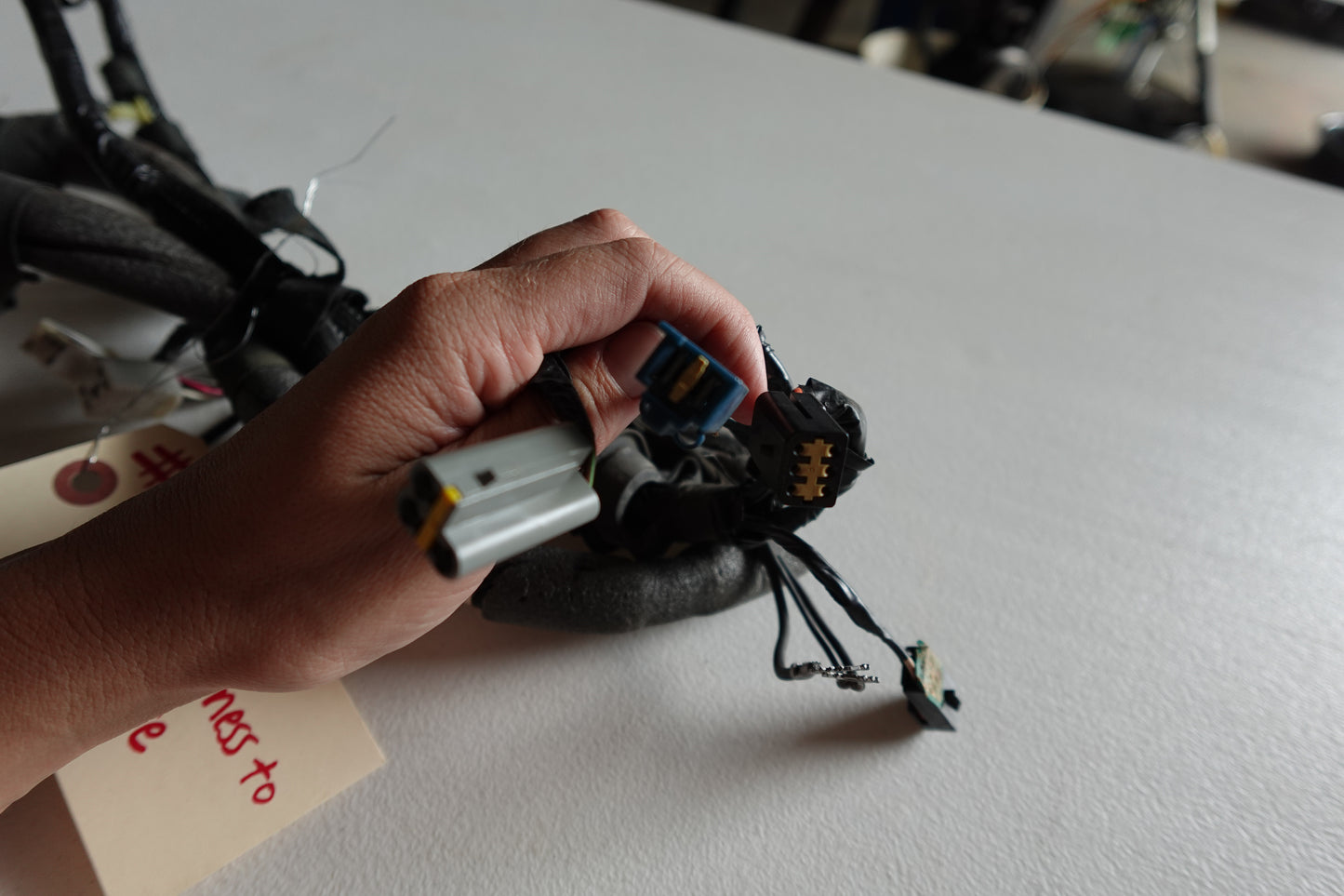 Liftgate Parts & Accessories  Latch-Lock-Handle-Wiring  97-01 Jeep Cherokee XJ