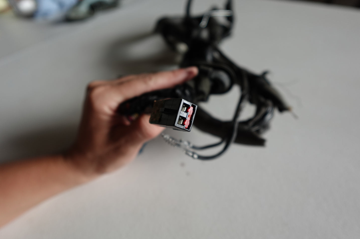 Liftgate Parts & Accessories  Latch-Lock-Handle-Wiring  97-01 Jeep Cherokee XJ