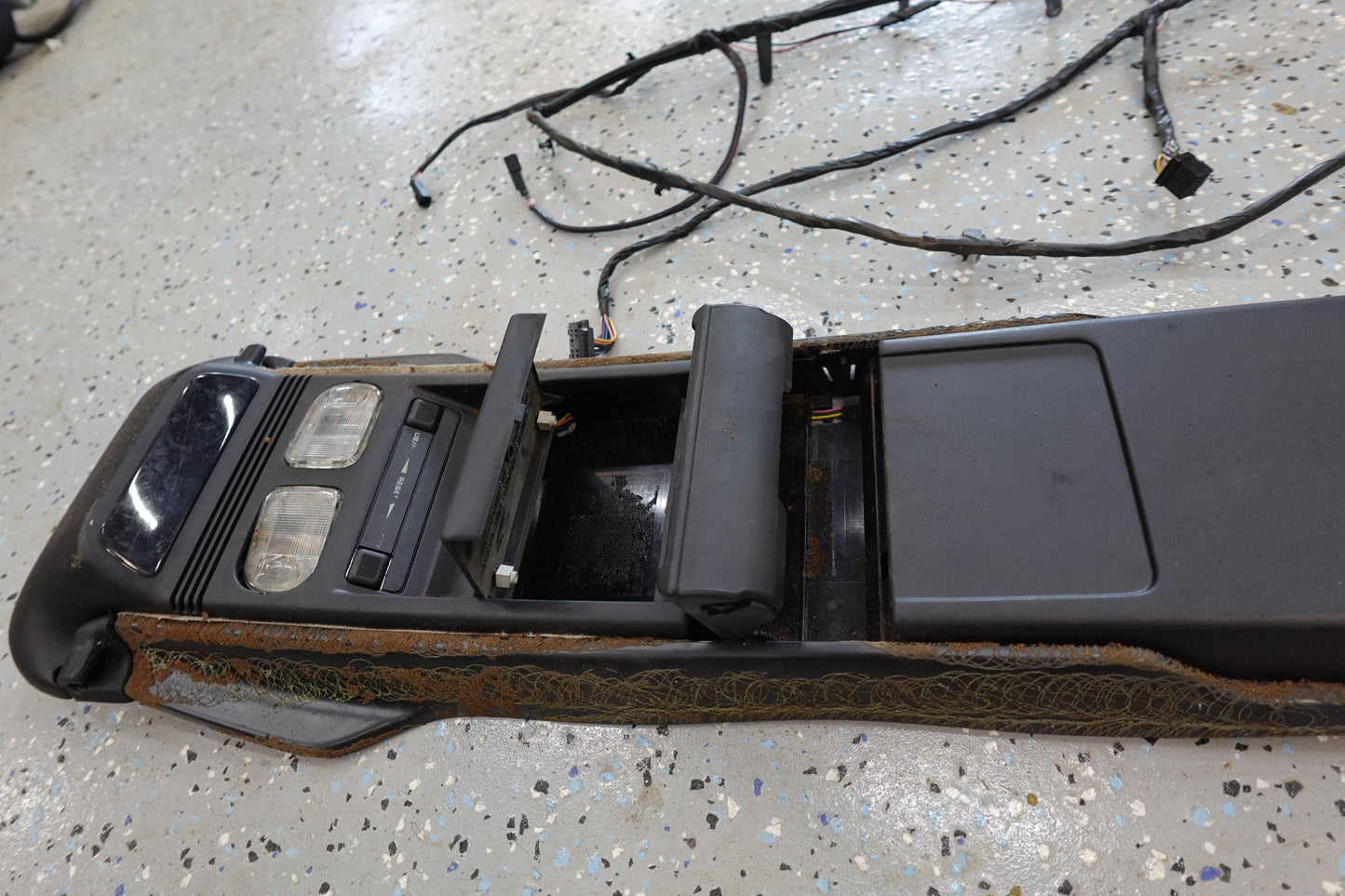 Jeep Cherokee XJ Overhead Console WITH Wiring Harness & Sensor 97-01