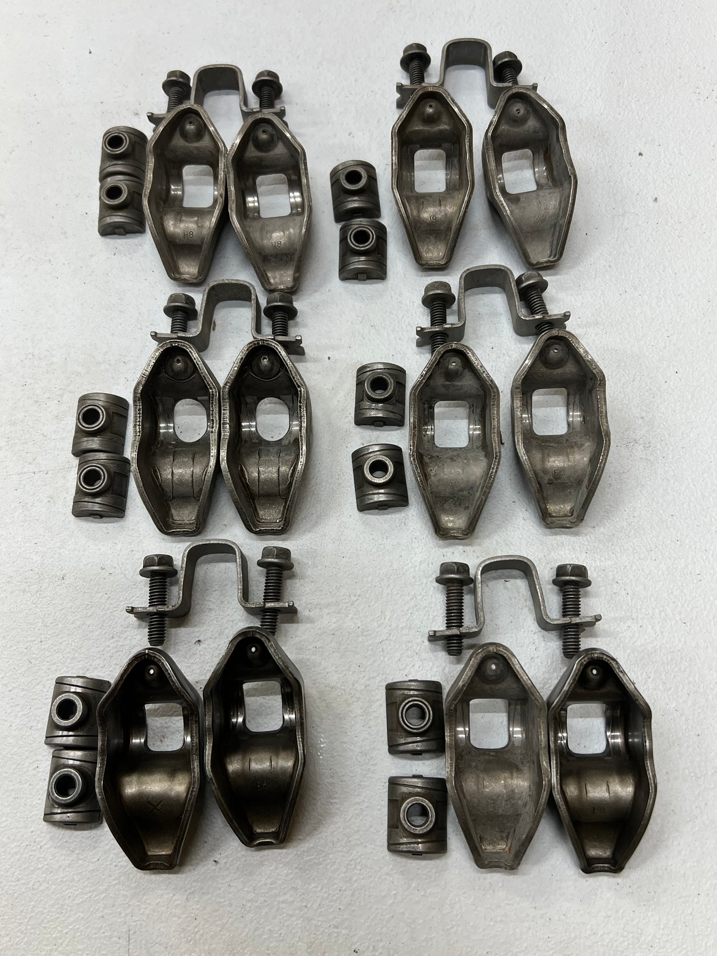 Rocker Arms & Push Rods - OEM Quality - Jeep 4.0    --NEEDS WORK ---