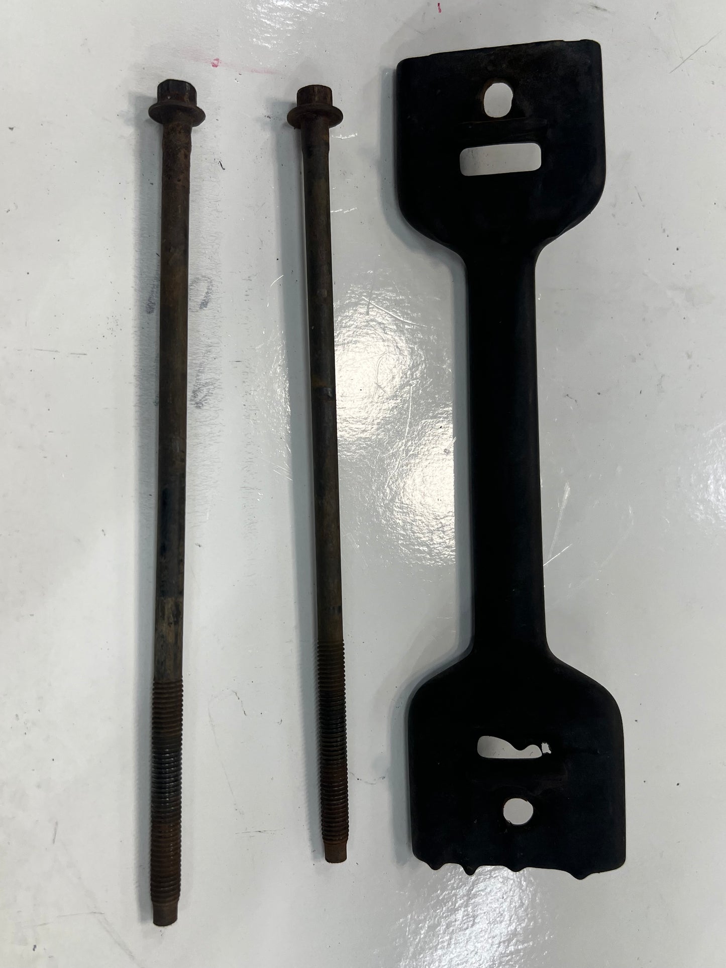 Battery Tray & Hardware  - OEM - 93-98 Jeep Grand Cherokee ZJ