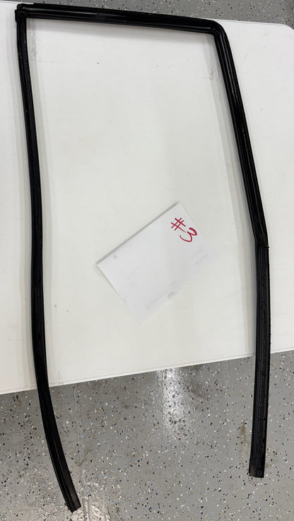 Door Window Seals & Window Tracks - 93-98 Jeep Grand Cherokee ZJ