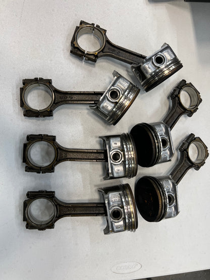 100 Miles - USED -  4.0 Pistons & Rods - NewISH Pistons on Rods With Rings -