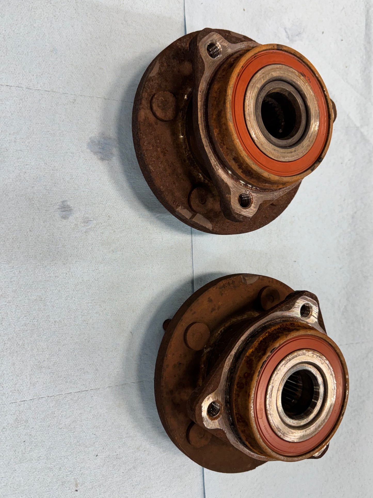 Front Hub Bearing - USED - 1999-2004 - Jeep Grand Cherokee WJ