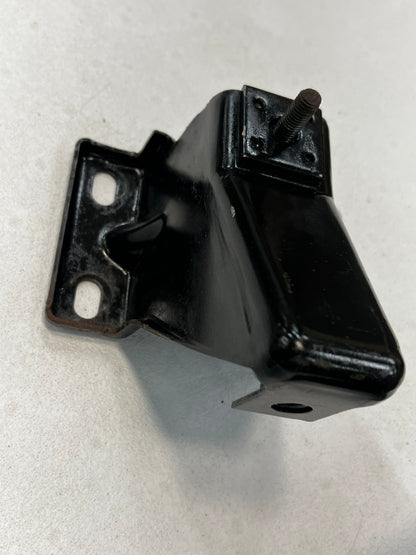 Bumper Bracket - Rear - Jeep Cherokee XJ - Rust Free - Hardware