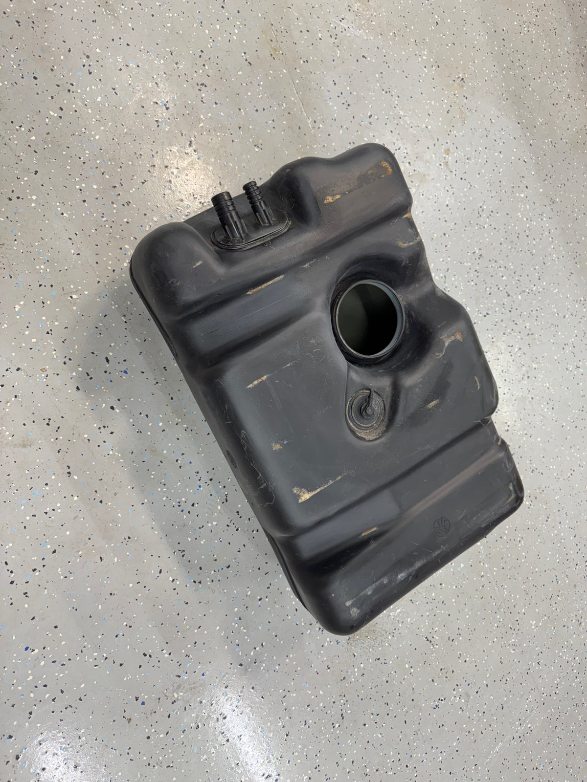 Gas Tank - Fuel Tank - Plastic - OEM 23 Gallons - Jeep Grand Cherokee ZJ - 1993-1998