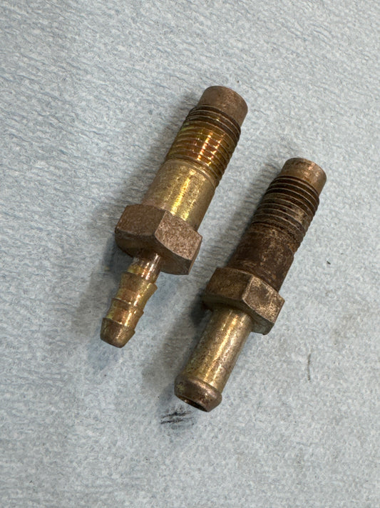 Axle Tube Vent Bolt - XJ - ZJ - WJ