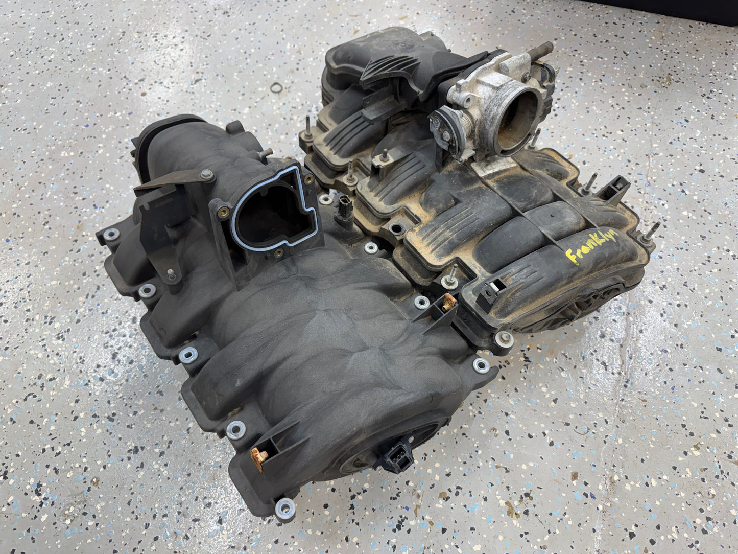 Air Intake Manifold - 4.7 V8 - Jeep Grand Cherokee 2003-2004