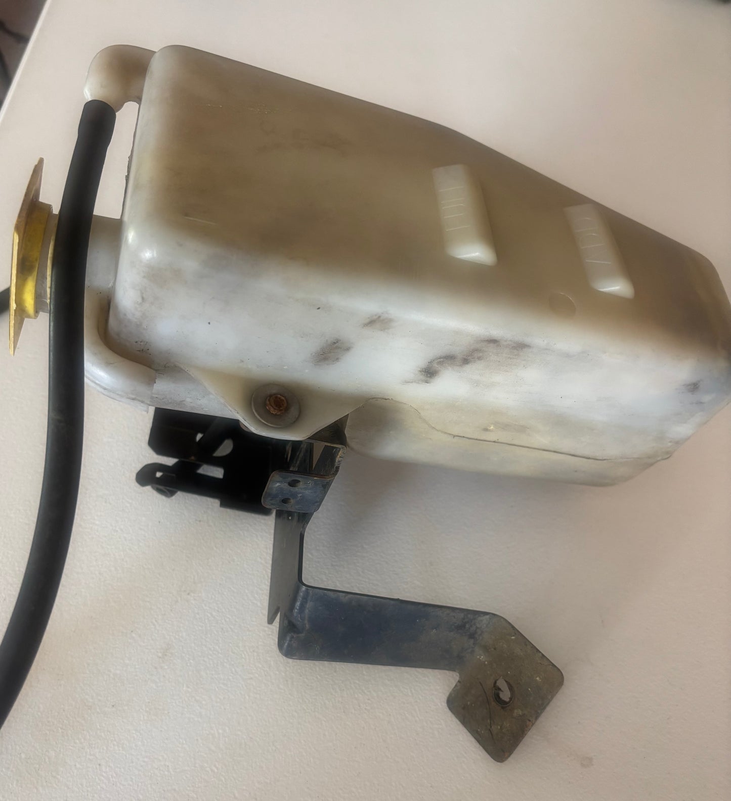 Jeep Cherokee XJ Fuse Box/Coolant Bottle Mount. *ALL YEAR* Rust Free
