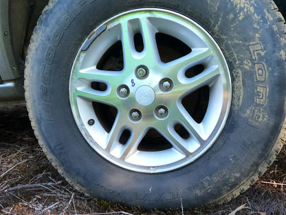 1999-2004 Jeep WJ Wheels Center Caps