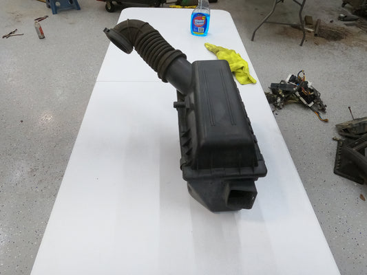 Jeep Cherokee XJ FACTORY Air Intake box