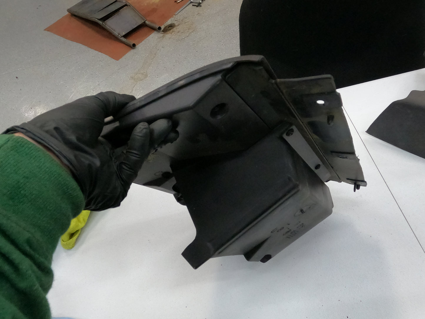 Jeep Cherokee Glove Box 97-01 XJ