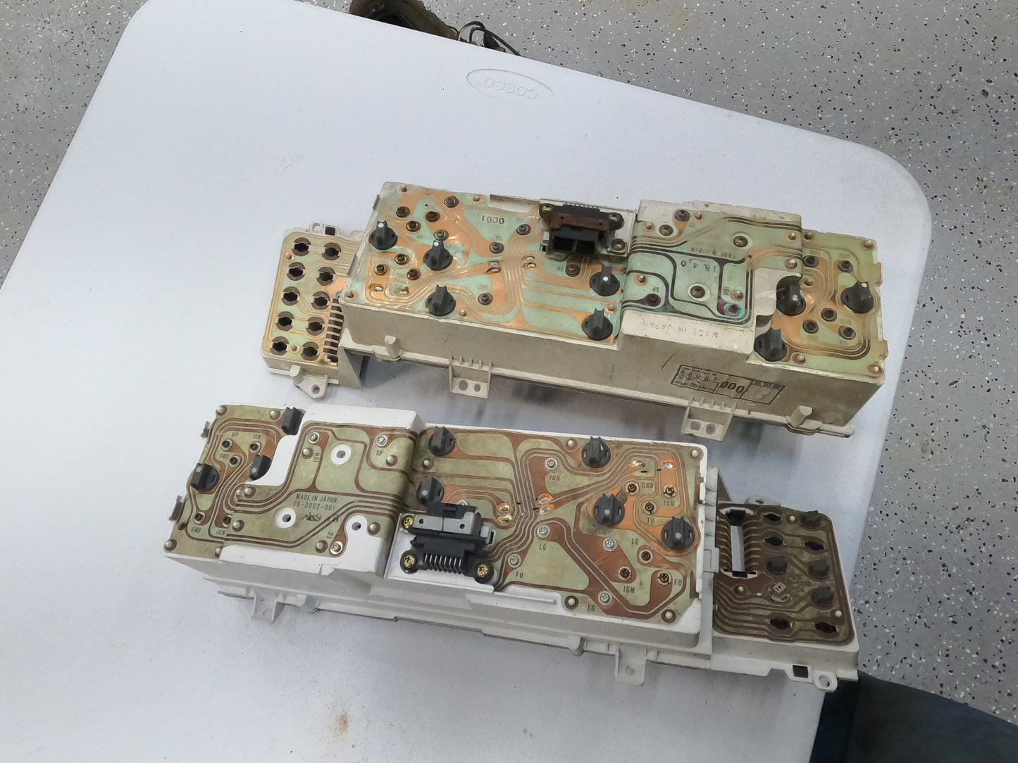 Jeep Cherokee Gauge Clusters. 1987-1996 WITH GAUGES