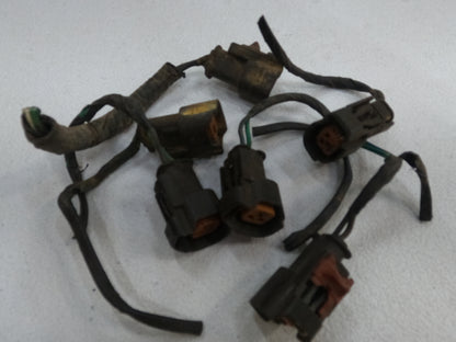 Fuel Injector Connector Plug.   **ALL Years.