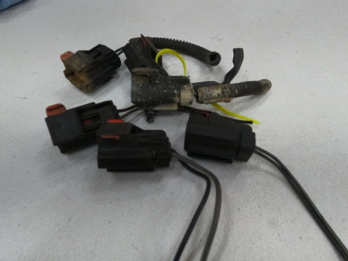 Random Wiring Connector Plugs Ends
