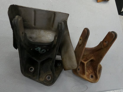 Jeep 4.0 Engine Mount Brackets 87-2001 93-98 **ALL MODELS** XJ ZJ & TJ?