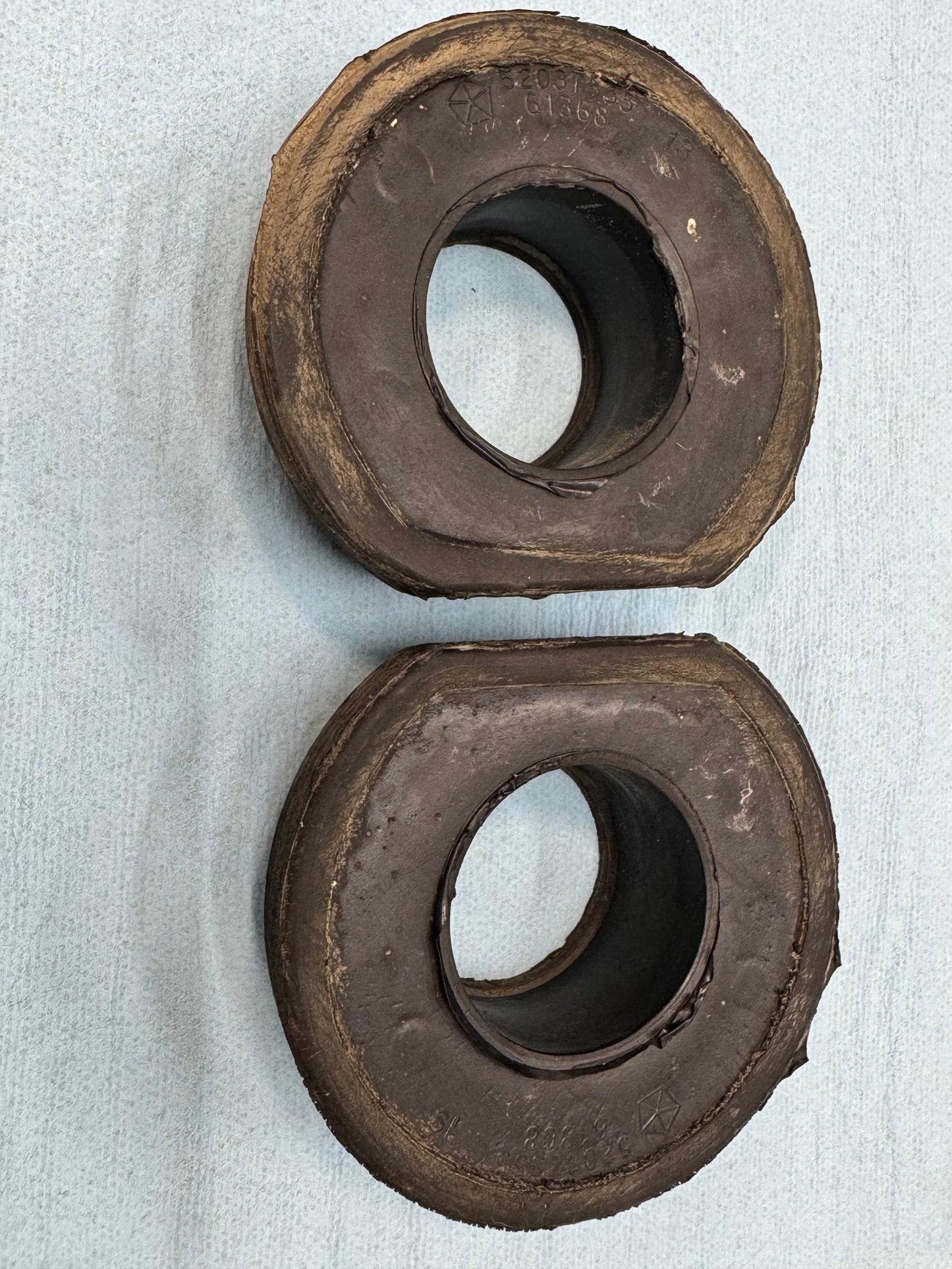 Spring Isolators -  Front & Rear - Jeep Cherokee & Grand Cherokee - All Models -